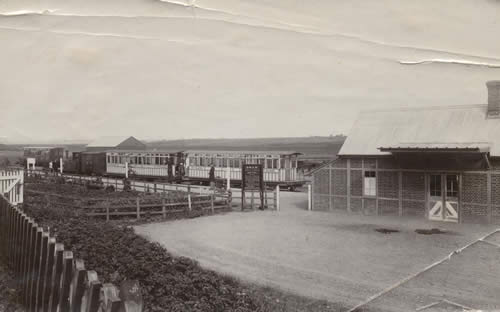 A train at Southwold Station in the 1890s